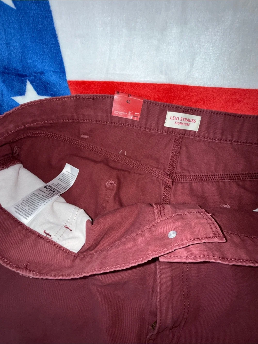 2 Levi's Men's 42 x 10 1/2” (long inseam), Shorts - Burgundy PRE STRESSED- Dirty